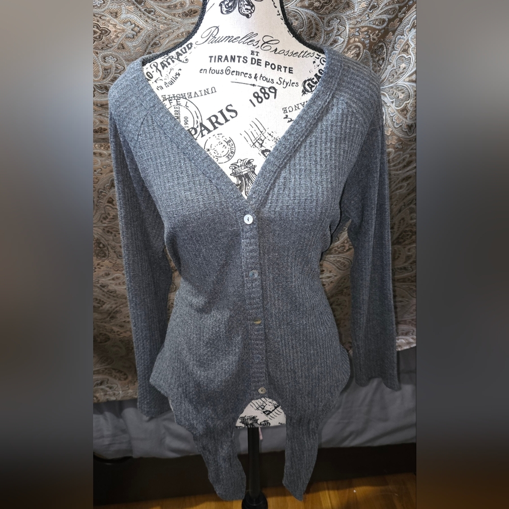 Kim & Cami v neck cardigan grey sweater .